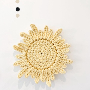 NAPSUGÁR - (kicsi) horgolt akasztható falidísz - otthon & életmód - dekoráció - fali és függő dekoráció - falra akasztható dekor - Meska.hu