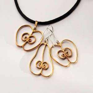 Aranyszínű alma-körte fülbevaló ezüst akasztóval - ékszer - fülbevaló - lógó fülbevaló - Meska.hu