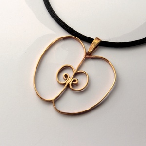 Aranyszínű alma medál - ékszer - nyaklánc - medál - Meska.hu