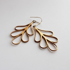 Aranybúza lógós fülbevaló - ékszer - fülbevaló - lógó fülbevaló - Meska.hu