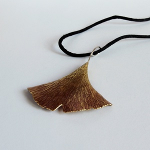 Aranyginkgo medál sárgarézből és ezüstből, Ékszer, Nyaklánc, Medálos nyaklánc, Ékszerkészítés, Ötvös, MESKA