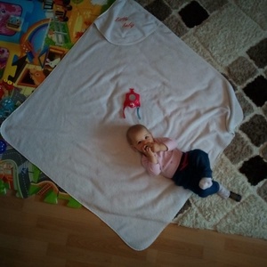 Névre szóló törölköző - otthon & életmód - fürdőszoba - törölköző - Meska.hu