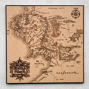 Gyűrűk ura térkép fába égetve, Otthon & Életmód, Dekoráció, Fali és függő dekoráció, Falra akasztható dekor, Famegmunkálás, Mindenmás, MESKA