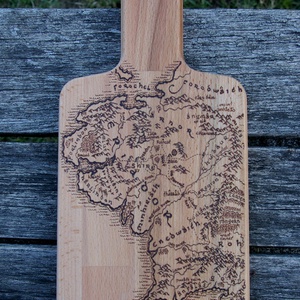 Gyűrűk ura térképes vágódeszka - Meska.hu