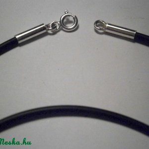 Kaucsuk nyaklánc ezüst véggel(1.5) -  - Meska.hu