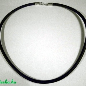 Kaucsuk nyaklánc ezüst véggel(5) -  - Meska.hu