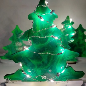 Talpas fa fenyő 20 cm , Karácsony, Karácsonyi lakásdekoráció, Karácsonyfa, grincsfa, Festett tárgyak, MESKA