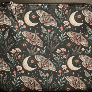 Neszesszer, táska rendező, apró holminak, erdei pille. - Meska.hu