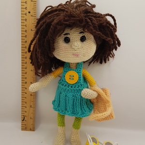 Sárga cipős baba hátizsákkal - játék & sport - baba & babaház - baba - Meska.hu