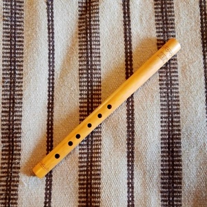 Hatlyukú furulya - kicsi - D - Meska.hu