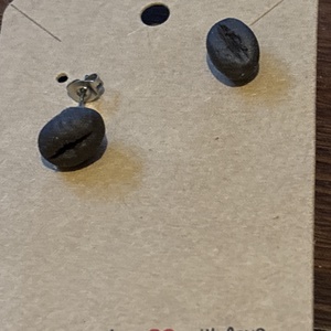 Kávébabszem fülbevaló - művészet - szobor - kerámia - Meska.hu