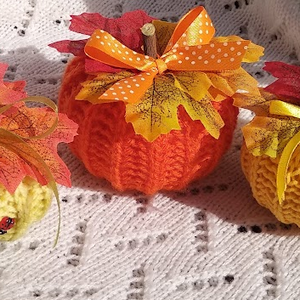 Kötött tökök - otthon & életmód - dekoráció - halloween - halloweeni tök - Meska.hu