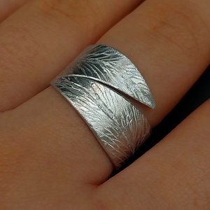 Levél formájú minimál gyűrű alumíniumból , Ékszer, Gyűrű, Fonódó gyűrű, Ékszerkészítés, Fémmegmunkálás, MESKA