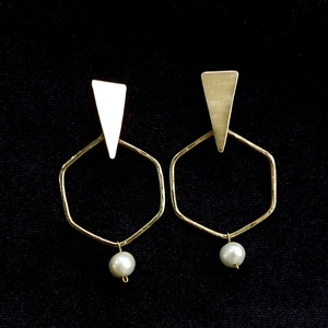 Extra designfülbevaló gyönyörű fényes sárgarézből - ékszer - fülbevaló - lógó fülbevaló - Meska.hu