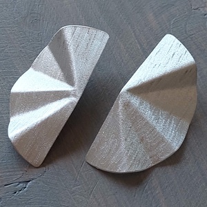 Geometrikus fülbevaló alumíniumból - ékszer - fülbevaló - pötty fülbevaló - Meska.hu