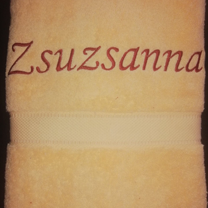 Névre szóló  hímzett törülköző - otthon & életmód - fürdőszoba - törölköző - Meska.hu