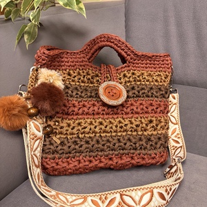 horgolt válltáska, Táska & Tok, Kézitáska & válltáska, Vállon átvethető táska, Horgolás, MESKA