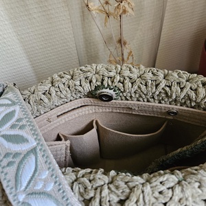 horgolt válltáska - táska & tok - kézitáska & válltáska - belső rendező - Meska.hu