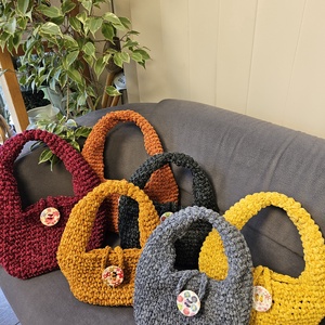 horgolt váll- és kézitáska, Táska & Tok, Kézitáska & válltáska, Belső rendező, Horgolás, MESKA