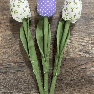 Textil tulipán lila mintás, Otthon & Életmód, Dekoráció, Asztal és polc dekoráció, Asztaldísz, Varrás, MESKA