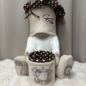 Ülő káv�s manó. Dobozzal. 35 cm, Otthon & Életmód, Dekoráció, Asztal és polc dekoráció, Asztaldísz, Varrás, MESKA