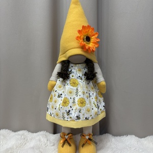 Tavaszi manólány Sárga, Otthon & Életmód, Dekoráció, Asztal és polc dekoráció, Asztaldísz, Varrás, MESKA