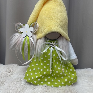 Tavaszi manólány. Sárga-zöld - Meska.hu