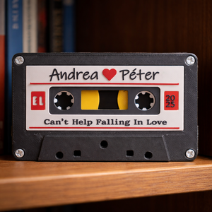 Névre szóló retro kazetta dísz, egyedi nevekkel/felirattal és zenével - művészet - bakelit lemezek & kazetták - Meska.hu
