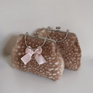 �Honey Fawn Clutch vintage őzikés táska, fém kerettel, elegáns kiegészítő, coquette bambis szőrmés táska - táska & tok - kézitáska & válltáska - alkalmi táska - Meska.hu