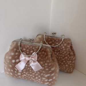 �Honey Fawn Clutch vintage őzikés táska, fém kerettel, elegáns kiegészítő, coquette bambis szőrmés táska - táska & tok - kézitáska & válltáska - alkalmi táska - Meska.hu