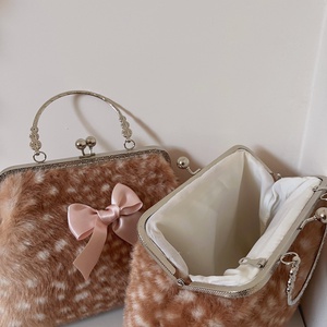 �Honey Fawn Clutch vintage őzikés táska, fém kerettel, elegáns kiegészítő, coquette bambis szőrmés táska - táska & tok - kézitáska & válltáska - alkalmi táska - Meska.hu