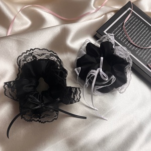 Selene Scrunchies - hajgumi, csipkével, szatén szalaggal - fekete, Ruha & Divat, Hajdísz & Hajcsat, Hajgumi, Varrás, MESKA