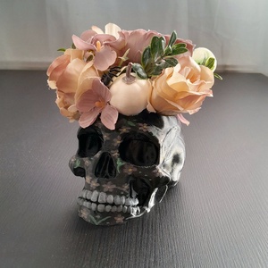 Koponyás asztaldísz, Otthon & Életmód, Dekoráció, Halloween, Halloweeni asztaldísz, Virágkötés, MESKA