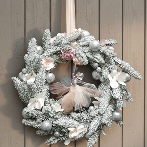 Táncos adventi kopogtató, Karácsony, Adventi díszek, Adventi ajtódísz, Virágkötés, MESKA