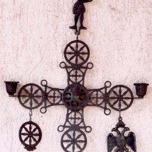 Ortodox kardos, és kétfejű sas alakos bronz felfüggeszthető gyertyatartó a távolkeletről. - otthon & életmód - gyertya, illat, aroma - gyertyatartó - Meska.hu