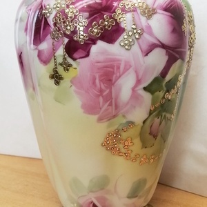 Tulipán forma lábakon álló rózsás váza dús aranyozással, Otthon & Lakás, Dekoráció, Virágdísz és tartó, Váza, Kerámia, MESKA