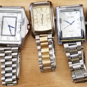 10db stílusazonos újszerű állapotú quartz óra. Elemcserére szorulnak - ékszer - karóra és ékszeróra - karóra - Meska.hu