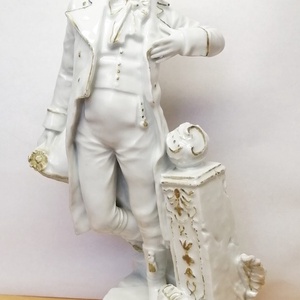Szerelmes Napóleon. Fehér mázas Fischer Emil porcelán figura szobor, Művészet, Szobor, Kerámia, Kerámia, MESKA