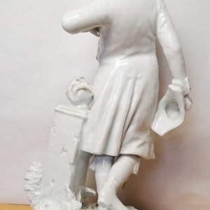 Szerelmes Napóleon. Fehér mázas Fischer Emil porcelán figura szobor - művészet - szobor - kerámia - Meska.hu