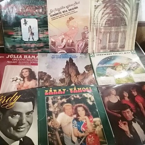 Retro hanglemezgyűjtemény vegyes válogatás 45+db egyben, Könyv & Zene, Hangszer & Hangszertok, Mindenmás, MESKA