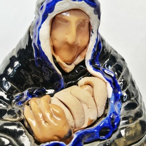 Madonna, ölében Jézuskával mázas kerámia szobor, egyedi műtárgy - művészet - szobor - kerámia - Meska.hu