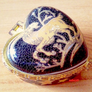 Csillagképes porcelán szelence. (Oroszlán, Bak, Mérleg, Halak) - ékszer - ékszertartó - ékszerdoboz - Meska.hu