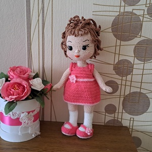 Göndör hajú baba - Meska.hu