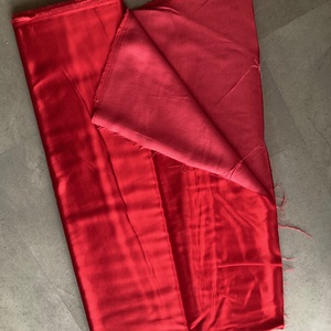 Farsangi jelmez,  dekorációs anyag Piros - Meska.hu