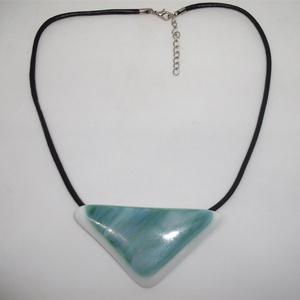 ÜVEGÉKSZER, fehér-türkiz, Ékszer, Nyaklánc, Medálos nyaklánc, Ékszerkészítés, Üvegművészet, MESKA