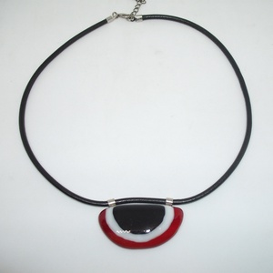 ÜVEGÉKSZER, fekete-fehér-piros - ékszer - nyaklánc - medálos nyaklánc - Meska.hu