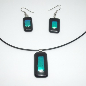 ÜVEGÉKSZER GARNITÚRA, fekete-zöld színű üvegből, medál+fülbevaló, Ékszer, Ékszerszett, Ékszerkészítés, Üvegművészet, MESKA