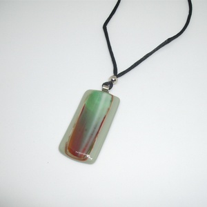 ÜVEGMEDÁL, zöld-bordó, Ékszer, Nyaklánc, Medálos nyaklánc, Ékszerkészítés, Üvegművészet, MESKA