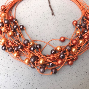 L3056 narancsárga-barna nyaklánc - ékszer - nyaklánc - gyöngyös nyaklánc - Meska.hu