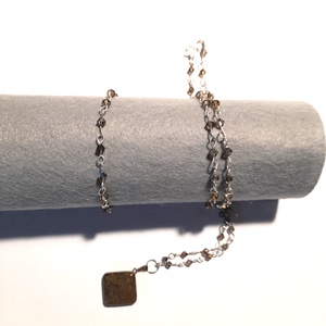 Karkötő-nyaklánc szett, Swarovski gyöngyökkel és ásványmedállal - ékszer - ékszerszett - Meska.hu